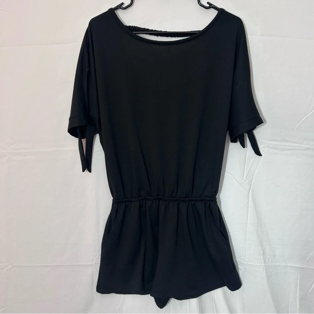 Lulus always lounging black tie sleeves romper with pockets size large NWOT - Picture 4 of 9